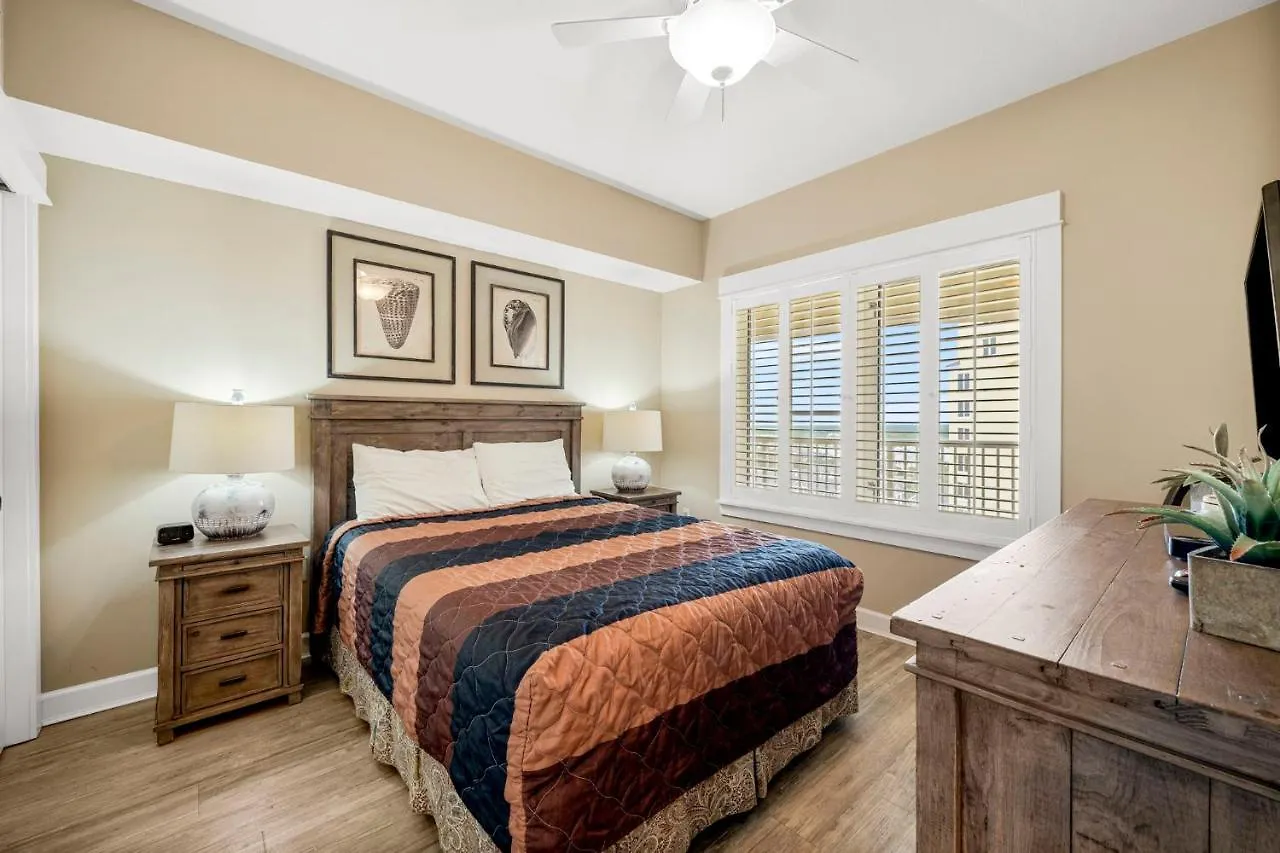 Grand Panama 1-1704 Apartment Panama City Beach
